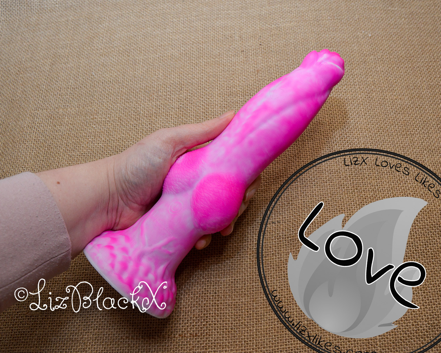 Review of the Dragon 8.8 Inch Thrusting Vibrating Fantasy Knot Dildo Big Shocked picture