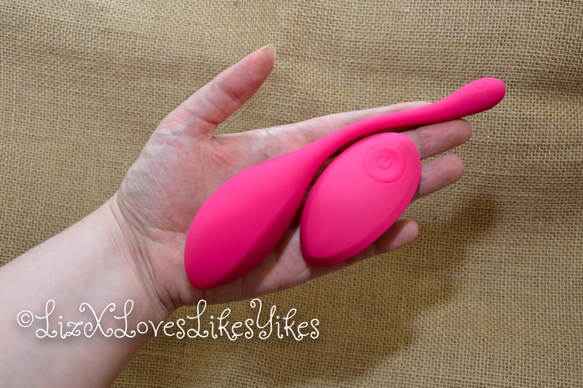 BestVibe Review Silky-Smooth Vibrating Egg With Remote Control
