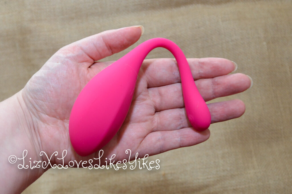 BestVibe Review Silky-Smooth Silicone Head Vibrating Egg With Remote Control The vibrator in my hand