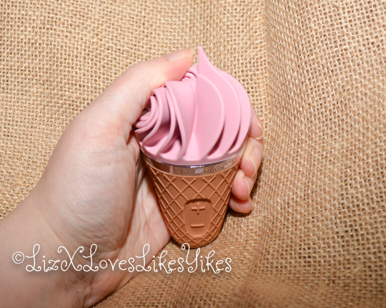 Review of Satisfyer Sweet Treat LayonVibrator Copyright Liz BlackX