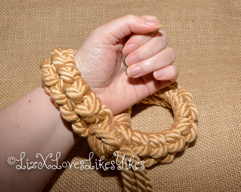 Review of Liebe Seele Bound You Ⅱ Shibari Bondage Rope Wrist Cuffs and Lead Copyright Liz BlackX