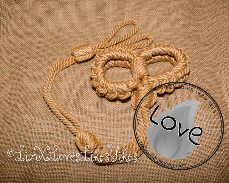 Review of Liebe Seele Bound You Ⅱ Shibari Bondage Rope Wrist Cuffs and Lead Copyright Liz BlackX