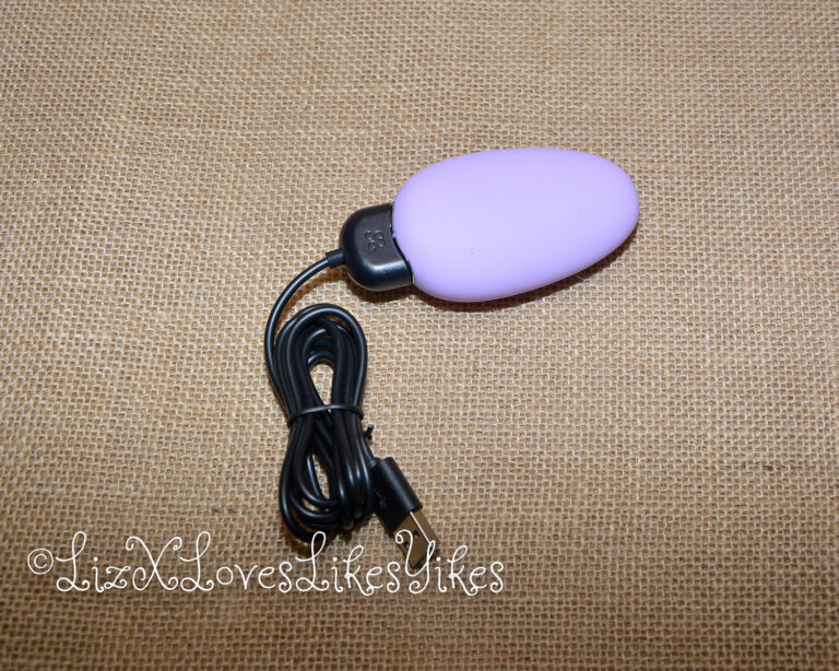 Review of Je Joue Mimi Clitoral and External Vibrator - Lilac Copyright Liz BlackX