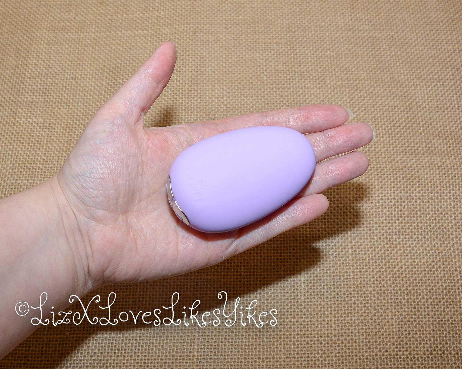 Review of Je Joue Mimi Clitoral and External Vibrator – Lilac