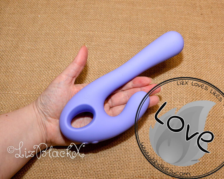 Review of the Flex Bi from Nomi Tang Copyright Liz BlackX