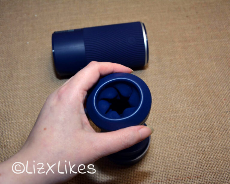 Review of the Pow Arcwave stroker Copyright Liz BlackX