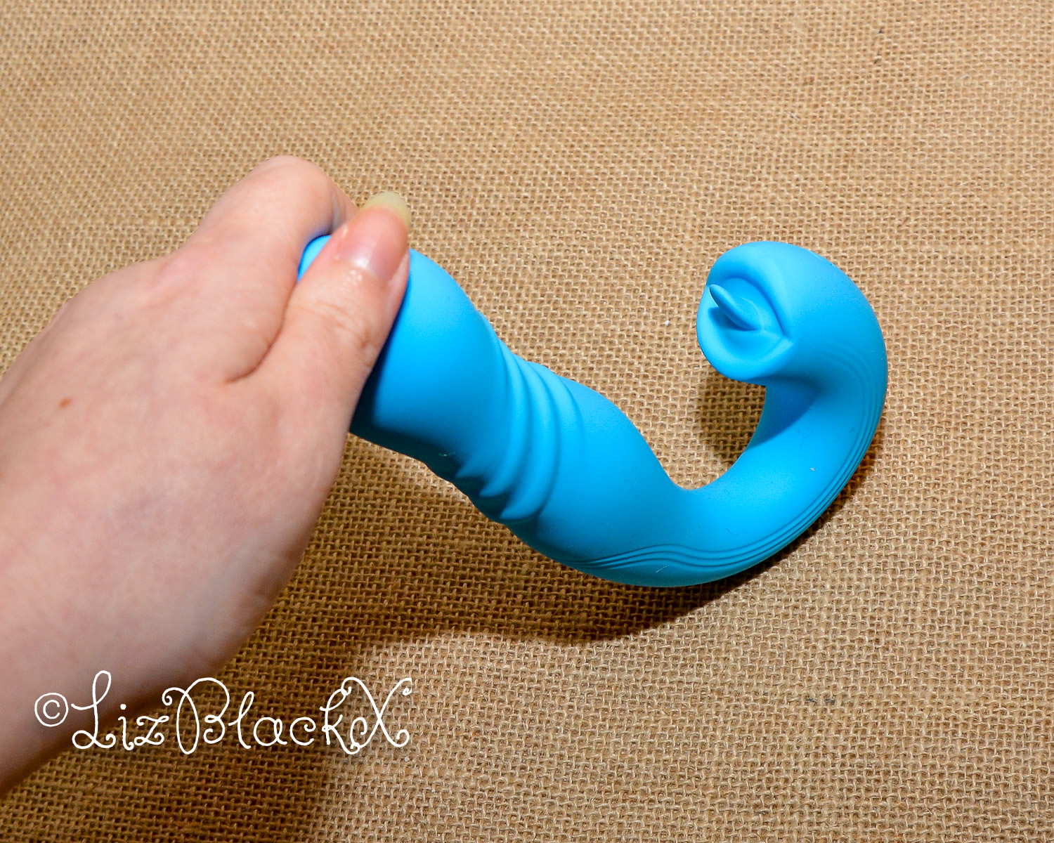 Review of the Joi Thrust by HoneyPlayBox.com