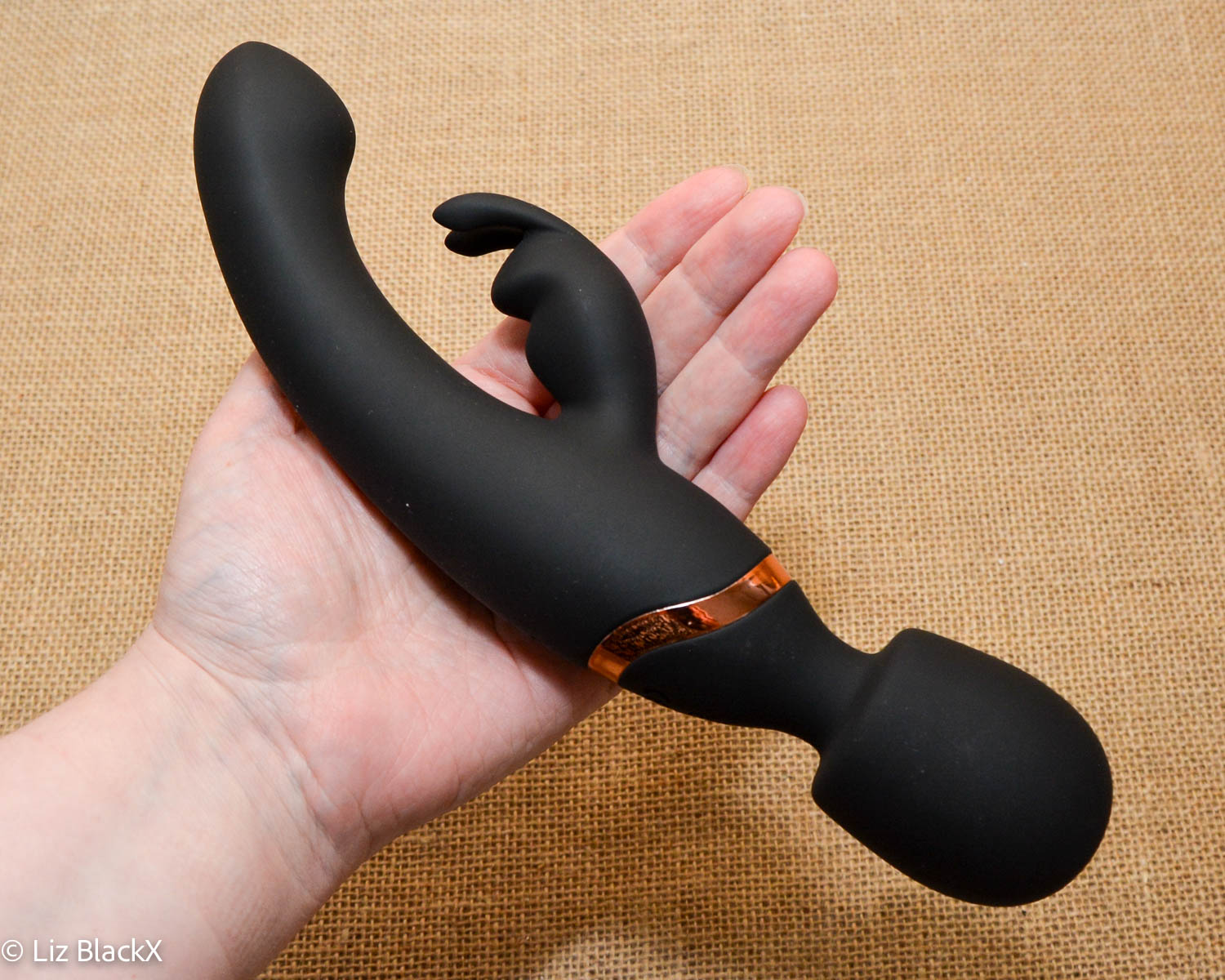 Review: Funzze Double-ended Rabbit Wand Vibrator